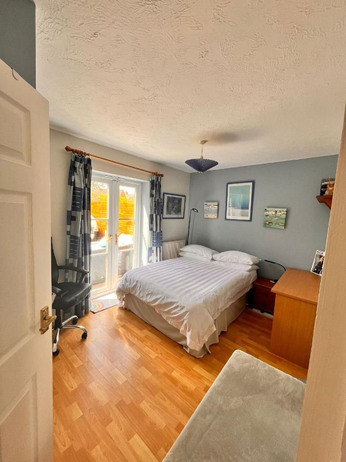 Choice Of One Double Bedroom With A Comfy Double Bed And Private En Suite For Solo Travellers Or Couples ,Or Alternatively Book Two Double Bedrooms For Families Or Friends Paddock Wood Exterior foto
